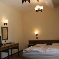 Sas Club Hotel Budapest Bagian luar foto